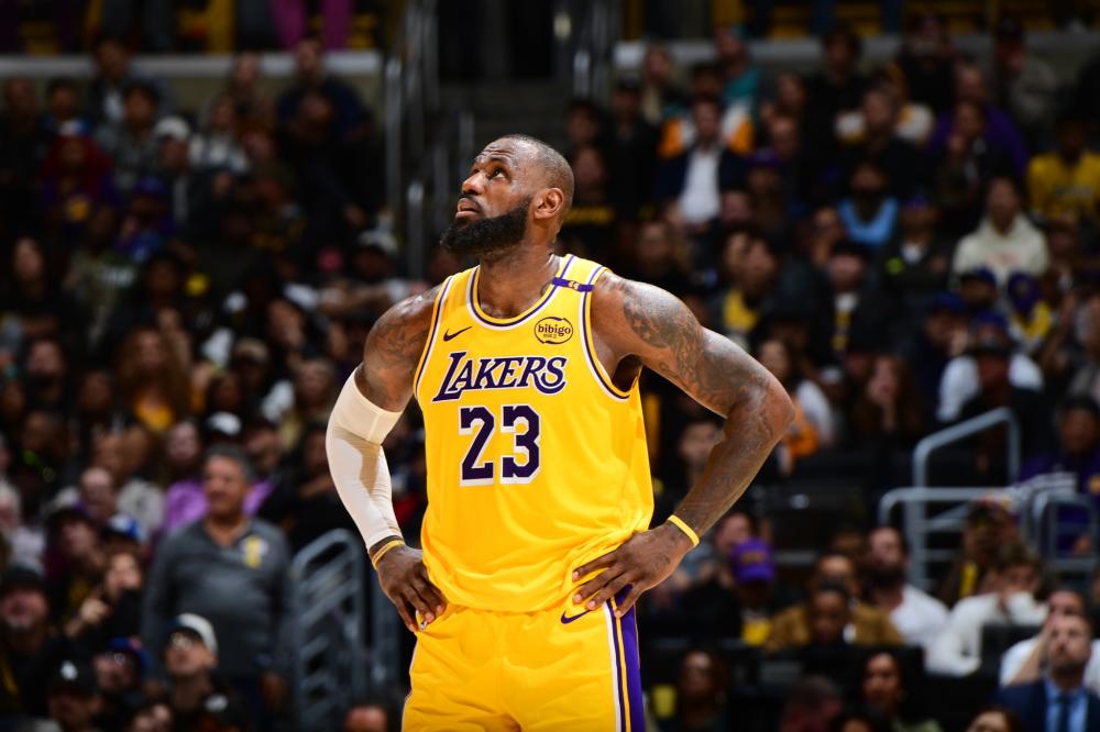 是引人注目 是引人注目